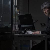 捜査に関わった警視庁元科学捜査官・医学博士 服藤恵三『未解決事件 File.13 新宿 歌舞伎町ビル火災』（C）NHK