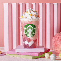 『ひなまつり フラペチーノ ショートサイズ』Shortサイズのみ　＜テイクアウト＞638円＜店内利用＞650円（いずれも税込）