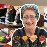 おにぎりにぴったりの海苔や、バイヤーが厳選した具材など、おにぎりを愉しむための商品を多数取り揃える