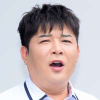 両親と“連絡断絶”の理由とは…SUPER JUNIOR・シンドン、母の投資失敗で全財産を失った過去告白