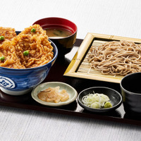 たれづけ豚ロース天丼 （小）藪そばサービスセット（みそ汁付）4枚 1,570円(税込)