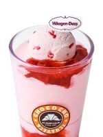 「ICHIGO ミルクスムージー with ハーゲンダッツ」Mサイズ　720円（税込）