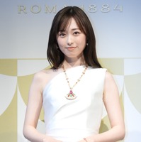 福原遥【撮影：小宮山あきの】