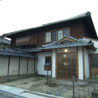 築90年の二軒長屋をリノベで復元！古民家の趣を残しながら現代風にアップデート『住人十色』 画像