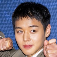 主演映画が韓国で1000万人動員間近…Wanna One出身パク・ジフン、次は調理兵役！軍服姿の近況