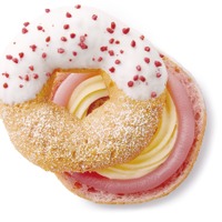 桜もちっとドーナツ 春めくいちごホイップだいふく風（テイクアウト　216円 、イートイン　　220円）