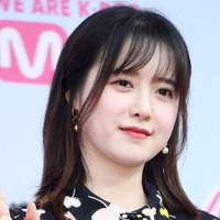 ヘアカーラー1個1400円!?韓国版『花男』女優の開発製品の値段に賛否「ダイソーで十分」