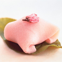 関東風【銀座あけぼの】「さくらもち」270円(1個)