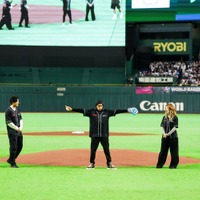 「ONE PIECE」実写版キャスト5人が東京ドームで始球式