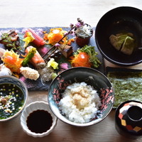 鎌倉彩り手巻き寿司御膳　税込 3,500円