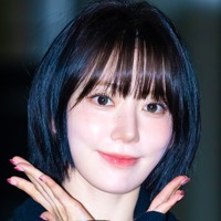 「綺麗すぎて失神…」LE SSERAFIM・宮脇咲良、袖なしニット姿で放つ“大人の色香”にファン悶絶