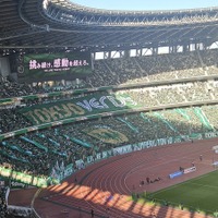 【Jリーグ国立DAYを行く】聖地を支配した“緑の規律”。東京V、浦和を封じた「組織の美学」