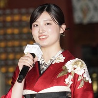 吉川愛【写真：竹内みちまろ】