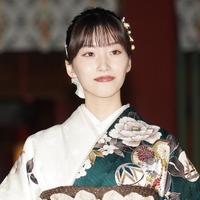 片岡凜【写真：竹内みちまろ】