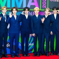 ついに日本の音楽番組に“初登場”！ALPHA DRIVE ONE、『CDTV』で圧巻パフォーマンス披露