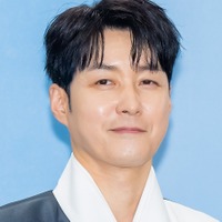 18歳年下の日本人女性と結婚した韓国俳優、『ドラえもん』アニメ監督・芝山努さんを追悼したワケ