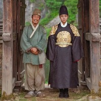 韓国映画歴代興行収入1位に！幼き王の悲劇『王と生きる男』、公開から約2カ月で150億円突破