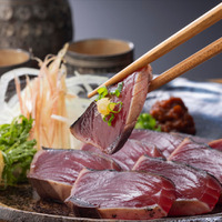 「藁焼きかつおのたたき（８枚）」（税込１,３０９円）