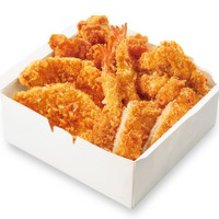 盛り揚げBOX　通常店舗：税込2,149円/券売機店舗：税込2,190円