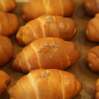 看板メニューの「塩パン」