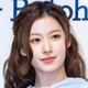 TWICE・サナ、“春の女神”のような美貌で視線をクギ付けに！爽やかルックでイベント出席 画像