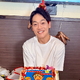 おばたのお兄さん誕生日報告「38歳かよ！もう40じゃん。しじゅーー」妻・山崎夕貴アナからサプライズ祝福 画像