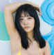 “グラビアクイーン”福井梨莉華が黄色ビキニで圧巻ボディ披露！『FLASH』最新号 画像