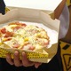 ケンタッキーが新商品「CHIZZA」発売！ピザ？いや、チキンだった！ 画像