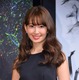 小嶋陽菜、胸元の紐が......なセクシーショットにファン「目が離せない！」 画像