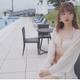 江野沢愛美、キュートな白ビキニ姿を公開！絶賛の声多数 画像