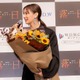 北川景子、誕生日祝う花束に感激！原作者・湊かなえがサプライズ登場......『連続ドラマW 湊かなえ「落日」』完成披露試写会 画像