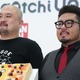 鬼越トマホーク、スキンヘッドをバリカンで……チョコプラ謝罪をイジる 画像