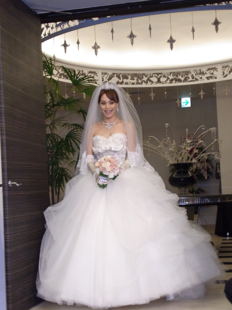 子どもは2人以上ほしい エビちゃん Ilmariが結婚パーティー 1枚目の写真 画像 Rbb Today