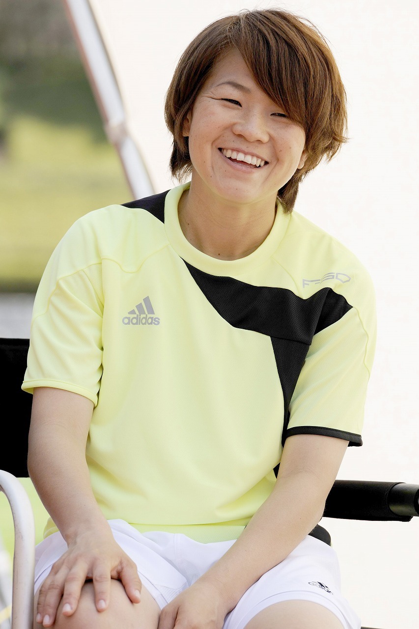 あの宮間あやが緊張 澤穂希 長友佑都と出演したロッテ新cmオンエア開始 6枚目の写真 画像 Rbb Today あの宮間あやが緊張 澤穂希 長友佑都と出演したロッテ新cmオンエア開始 6枚目の写真 画像 Rbb Today