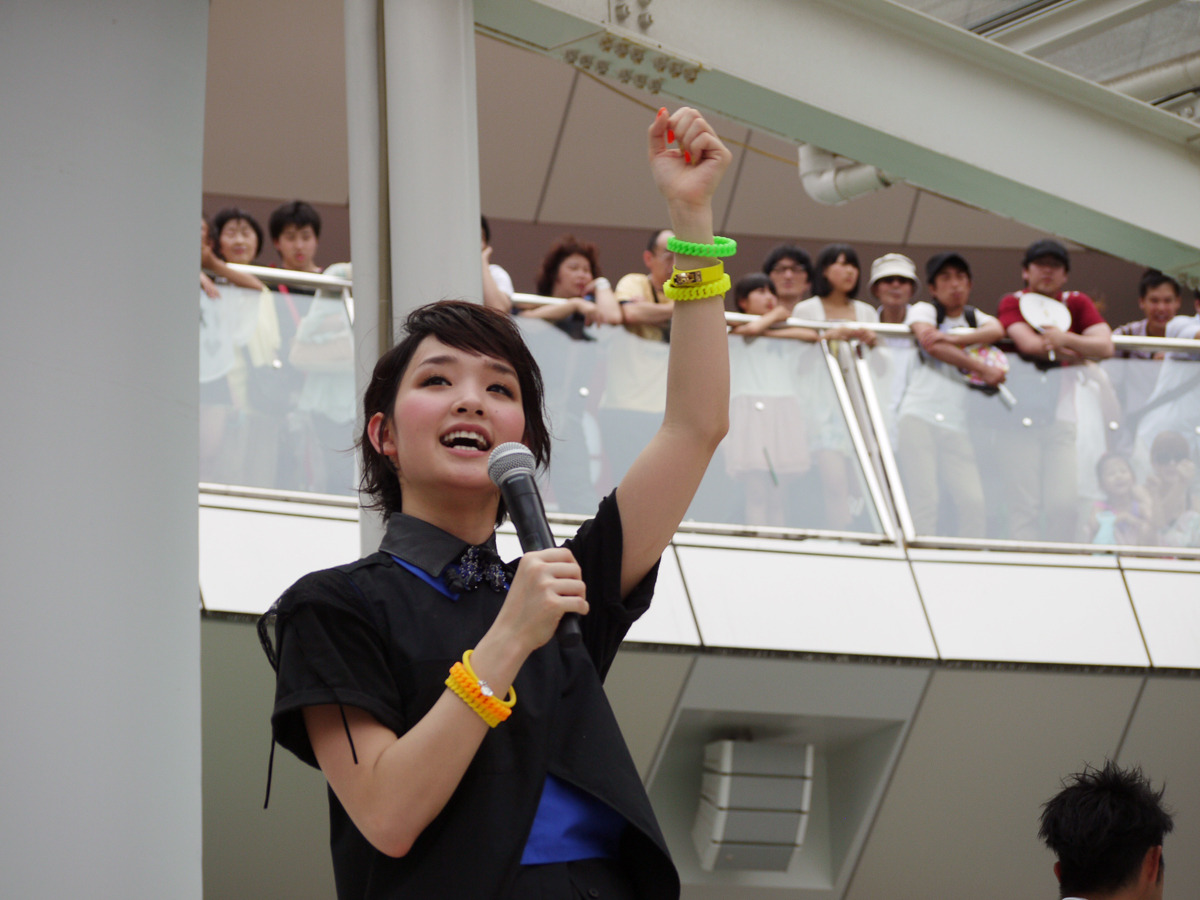 剛力彩芽が凱旋ライブイベント 猛暑のなかファン1万人 4枚目の写真 画像 Rbb Today 剛力彩芽が凱旋ライブイベント 猛暑のなかファン1万人 4枚目の写真 画像 Rbb Today