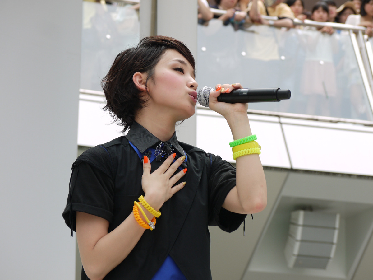 剛力彩芽が凱旋ライブイベント 猛暑のなかファン1万人 8枚目の写真 画像 Rbb Today 剛力彩芽が凱旋ライブイベント 猛暑のなかファン1万人 8枚目の写真 画像 Rbb Today