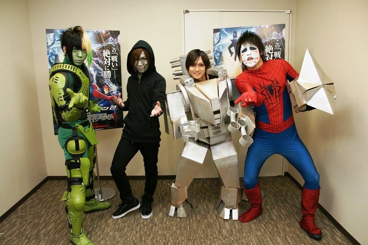 金爆 スパイダーマン愛が爆発 完璧に なりきった Cm公開 1枚目の写真 画像 Rbb Today 金爆 スパイダーマン愛が爆発 完璧に なりきった Cm公開 1枚目の写真 画像 Rbb Today