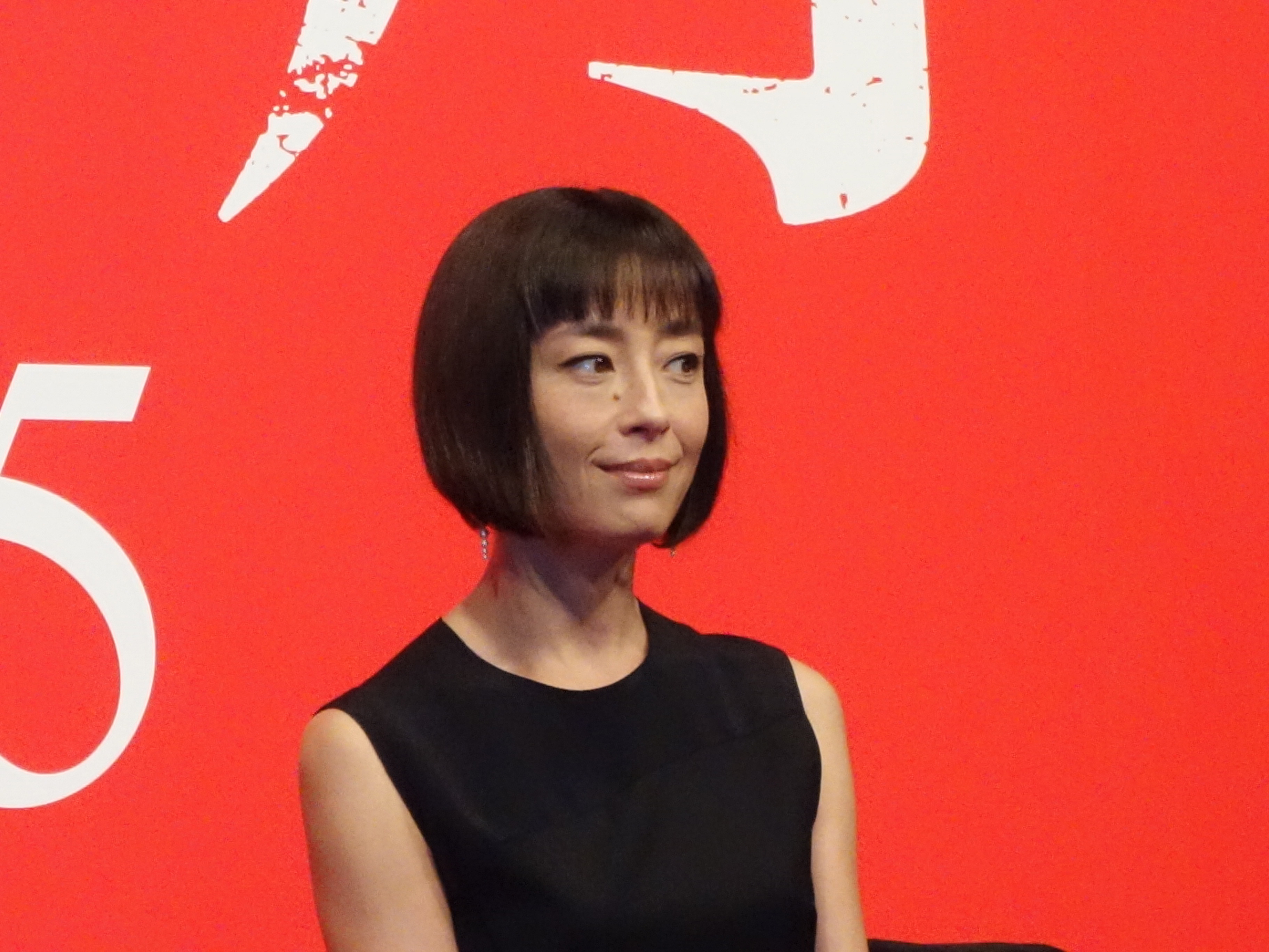 見たことのない自分を見るために 宮沢りえ 紙の月 で7年ぶりの映画主演 4枚目の写真 画像 Rbb Today 見たことのない自分を見るために 宮沢りえ 紙の月 で7年ぶりの映画主演 4枚目の写真 画像 Rbb Today