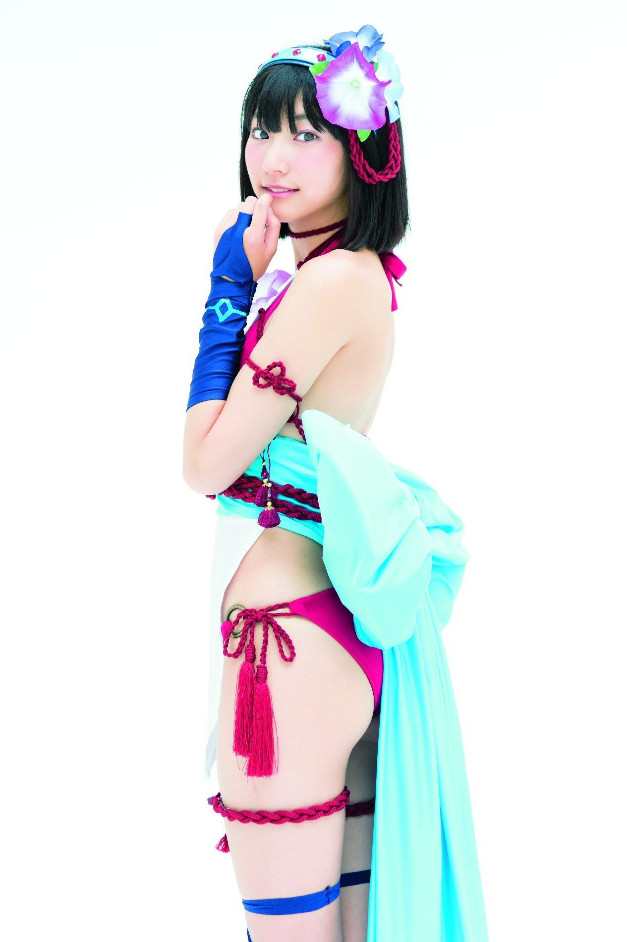 武田玲奈がセクシーコスプレに挑戦 二次元ポーズおそるべし 1枚目の写真 画像 Rbb Today
