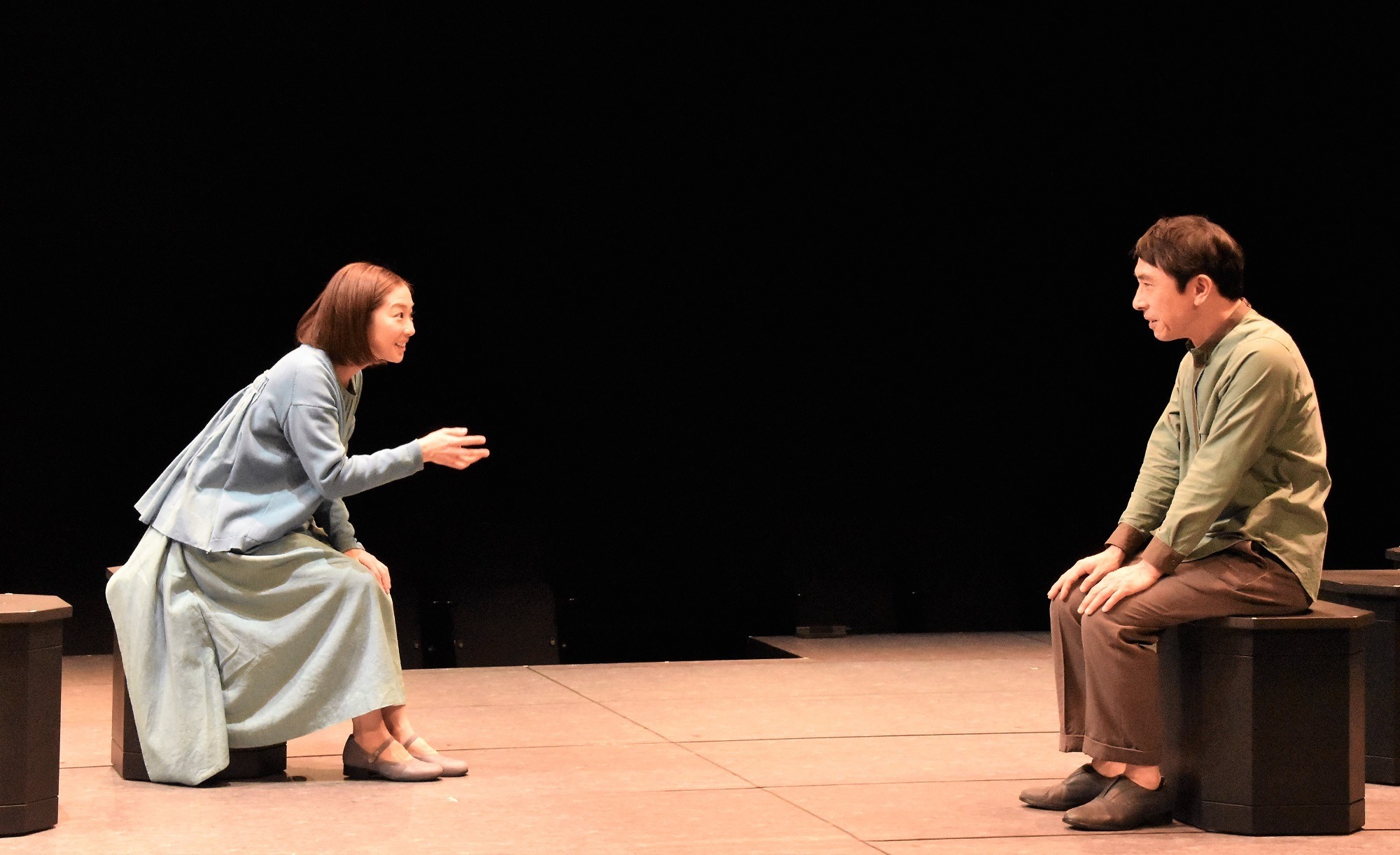 段田安則と優香が夫婦役 三谷幸喜がコンピュータ制御の最新演出に自信 5枚目の写真 画像 Rbb Today 段田安則と優香が夫婦役 三谷幸喜がコンピュータ制御の最新演出に自信 5枚目の写真 画像 Rbb Today