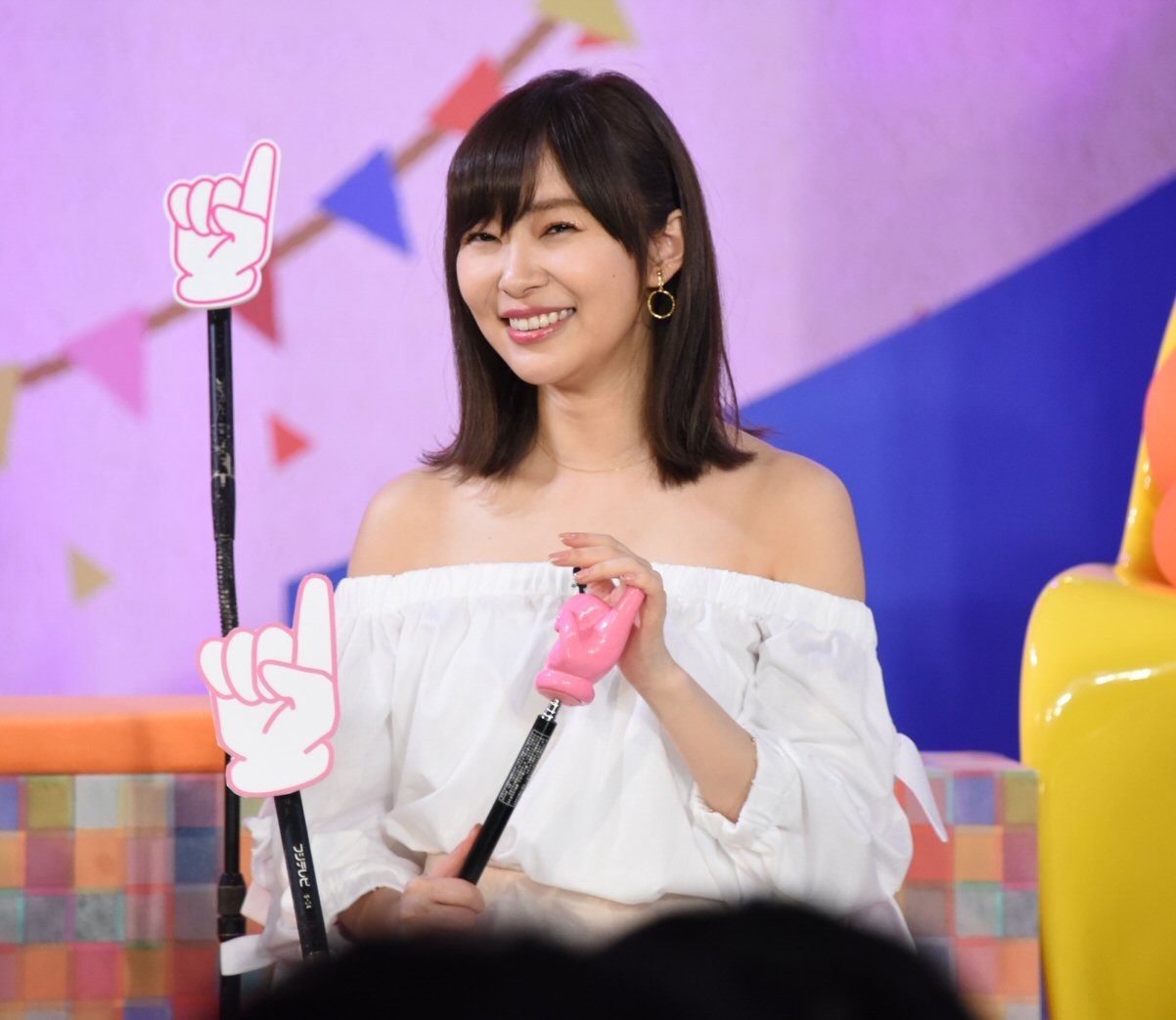指原莉乃 通帳を見てにやけることが増えました 生活の変化を聞かれ告白 2枚目の写真 画像 Rbb Today