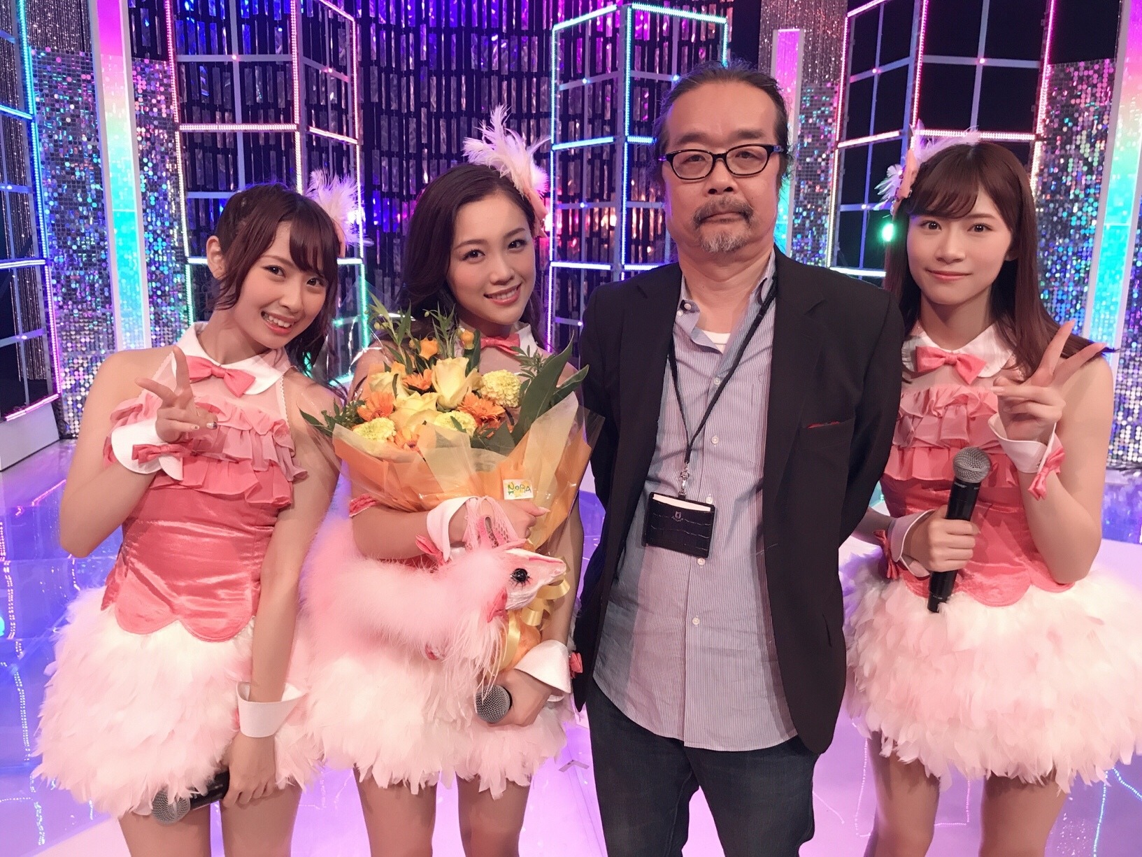石田安奈 最後のメディア稼働でサプライズ とても温かい気持ちになりました 2枚目の写真 画像 Rbb Today 石田安奈 最後のメディア稼働でサプライズ とても温かい気持ちになりました 2枚目の写真 画像 Rbb Today