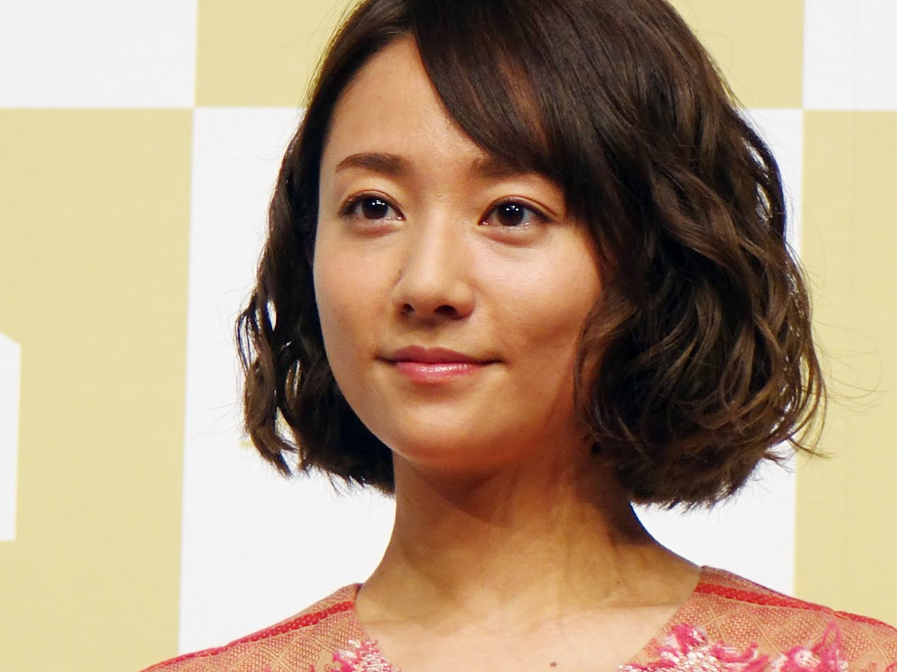 木村文乃 バッサリいってます 役作りのショートヘア公開 1枚目の写真 画像 Rbb Today 木村文乃 バッサリいってます 役作りのショートヘア公開 1枚目の写真 画像 Rbb Today