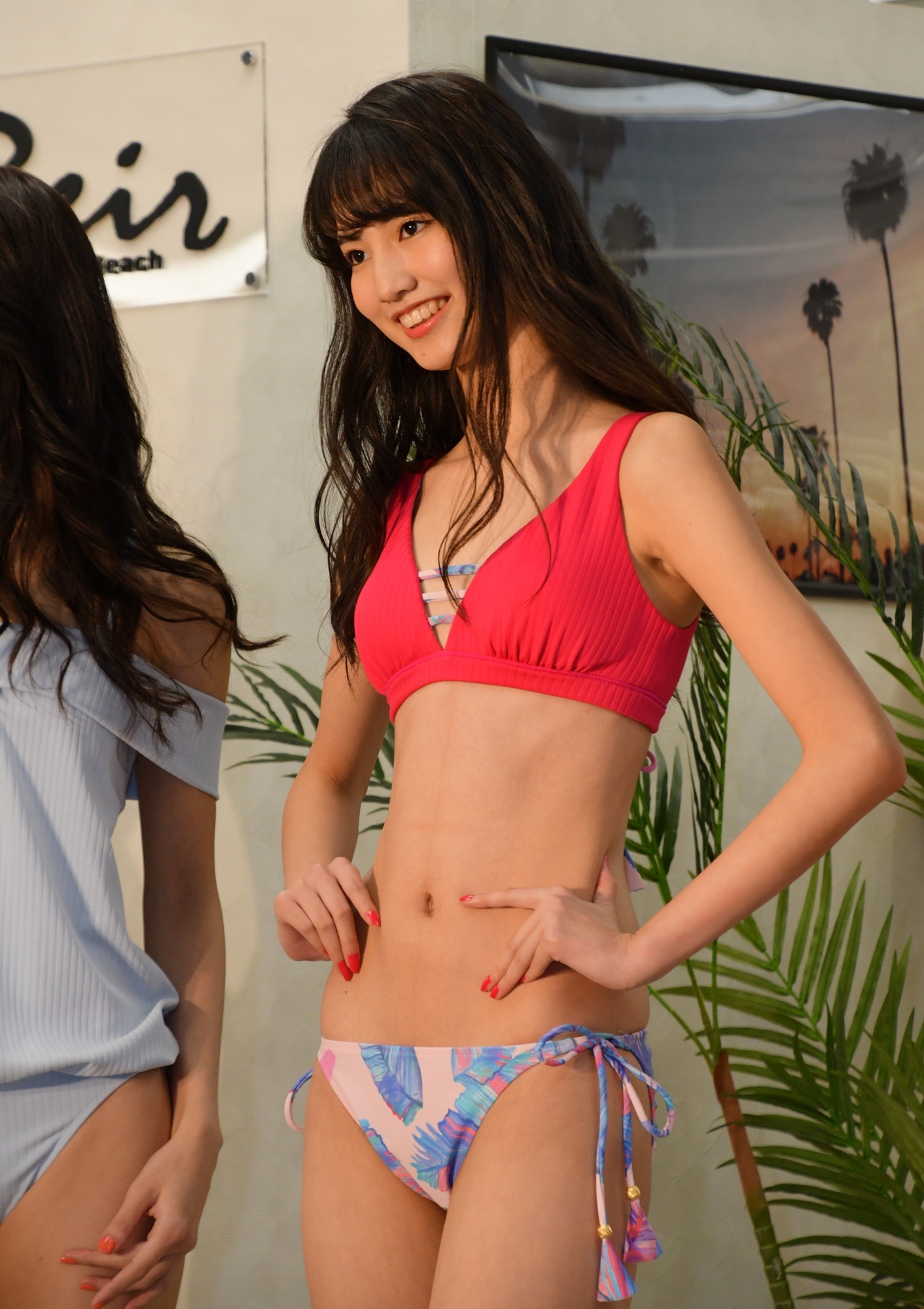 9頭身の女子高生 黒木麗奈 18年三愛水着楽園イメージガールに就任 7枚目の写真 画像 Rbb Today