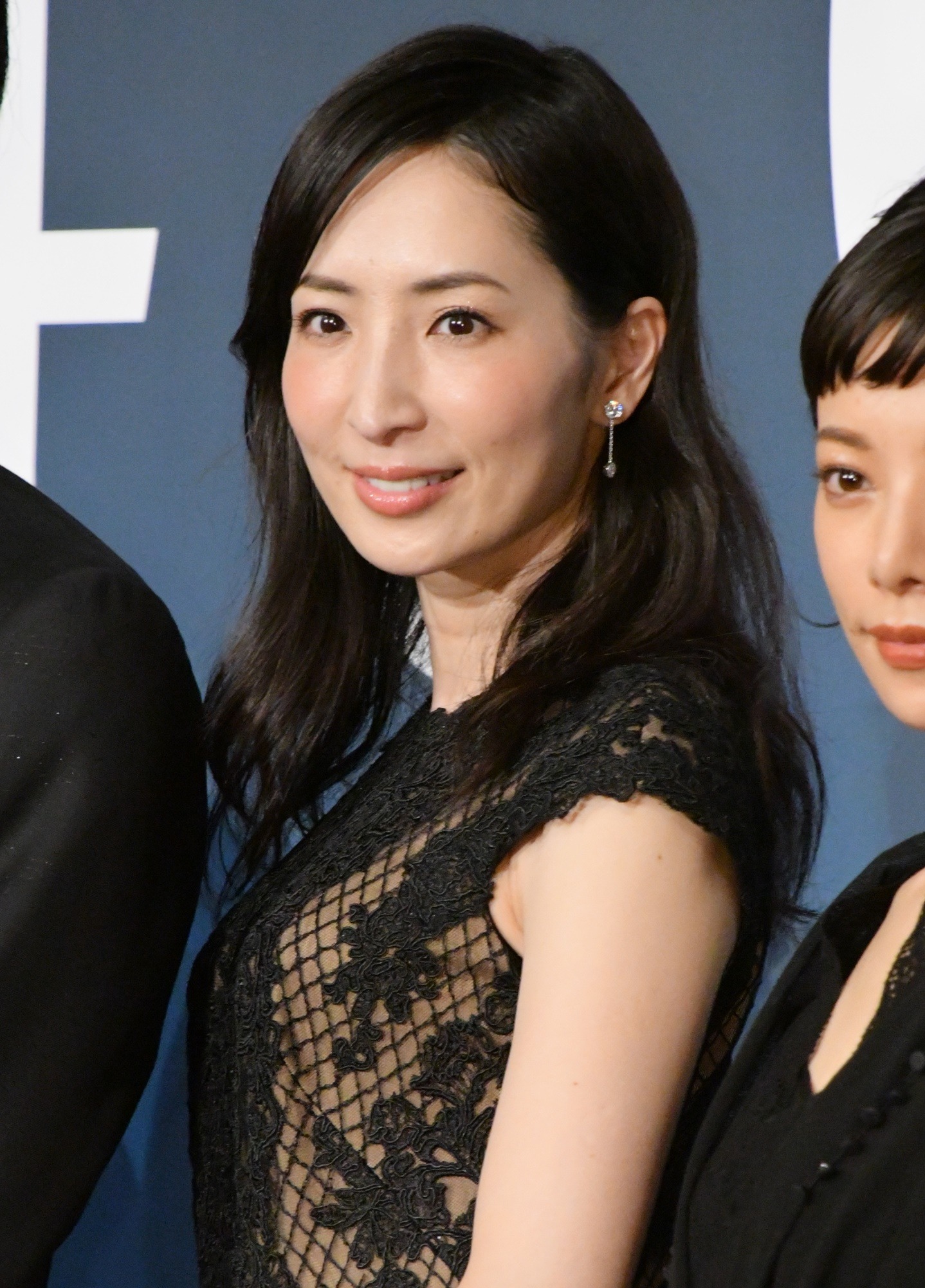 胸元ザックリの佐々木心音 松坂桃李との濡れ場シーン お楽しみください 6枚目の写真 画像 Rbb Today 胸元ザックリの佐々木心音 松坂桃李との濡れ場シーン お楽しみください 6枚目の写真 画像 Rbb Today