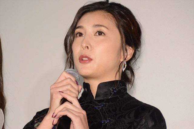 イモトアヤコ 竹内結子のインスタ3年目お祝い ダブル太眉2ショットも公開 2枚目の写真 画像 Rbb Today