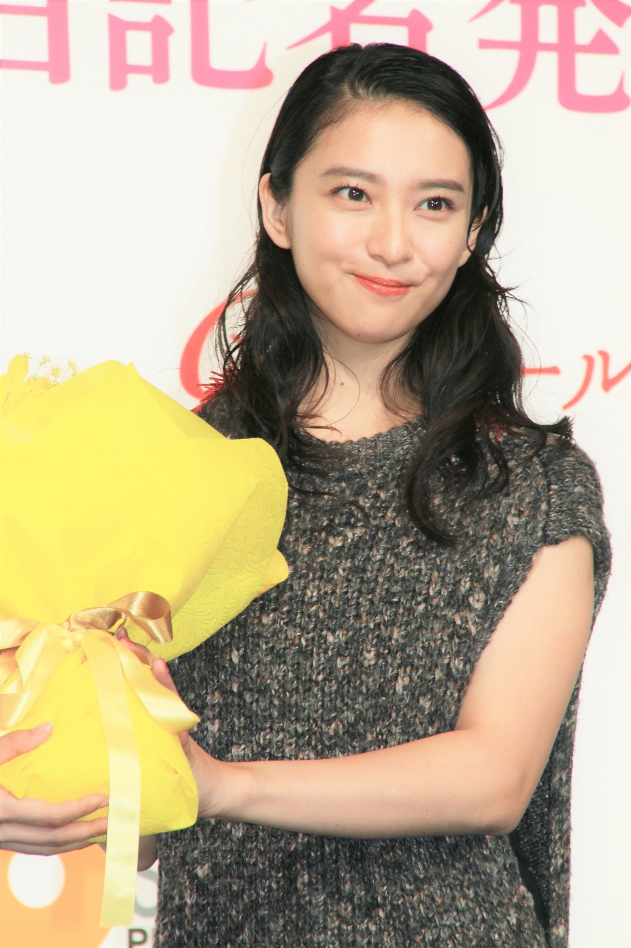 新生 C C ガールズ がデビュー 河北麻友子 スタイルが良いので 全身タイツ に挑戦して 5枚目の写真 画像 Rbb Today 新生 C C ガールズ がデビュー 河北麻友子 スタイルが良いので 全身タイツ に挑戦して 5枚目の写真 画像 Rbb Today