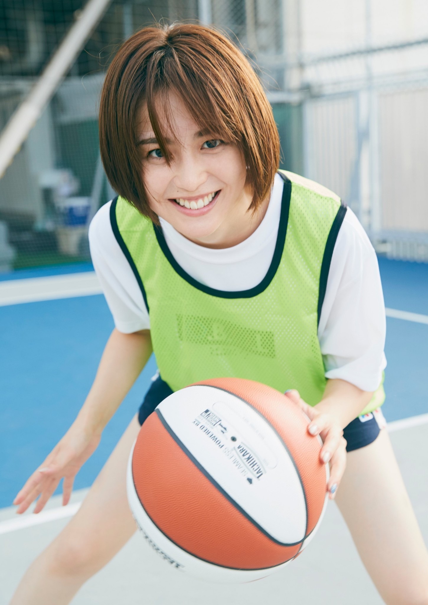 フジ宮司愛海アナの写真集が人気 収録時のファッション メイクや舞台裏も 2枚目の写真 画像 Rbb Today フジ宮司愛海アナの写真集が人気 収録時のファッション メイクや舞台裏も 2枚目の写真 画像 Rbb Today