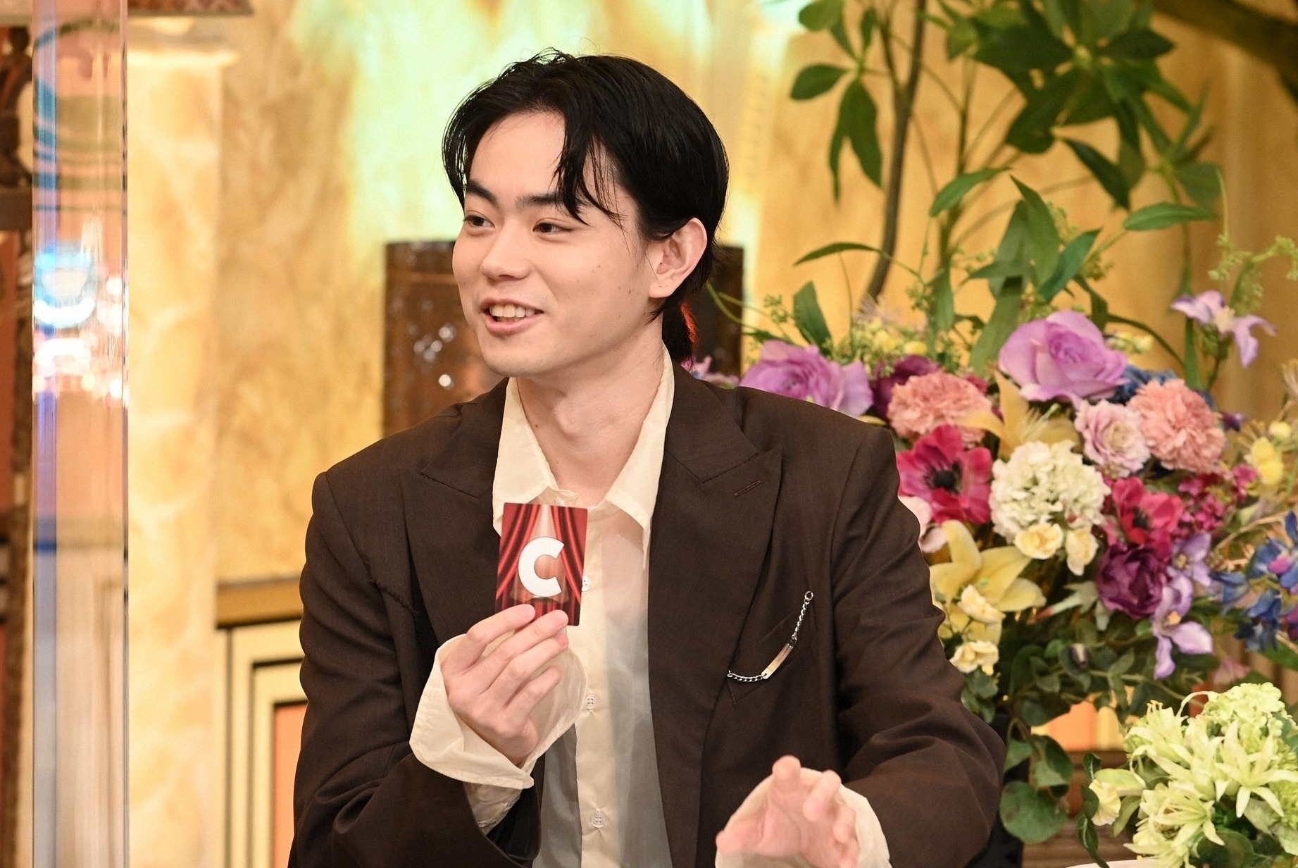 菅田将暉 自身の信者 スダラー とリモート対面が実現 今夜放送 櫻井 有吉the夜会 1枚目の写真 画像 Rbb Today