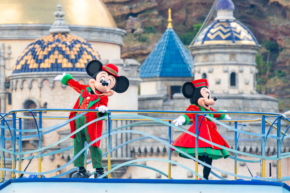 東京ディズニーランド シー クリスマスパレードがスタート 1枚目の写真 画像 Rbb Today